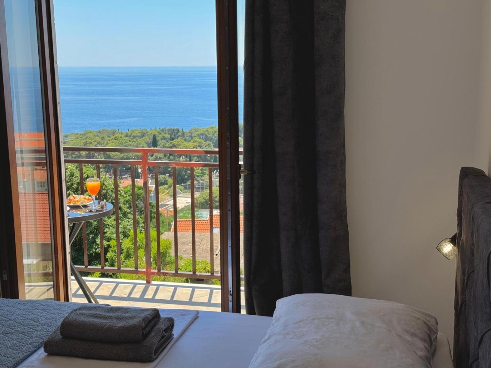 דוברובניק Accommodation Divanovic With Sea View מראה חיצוני תמונה