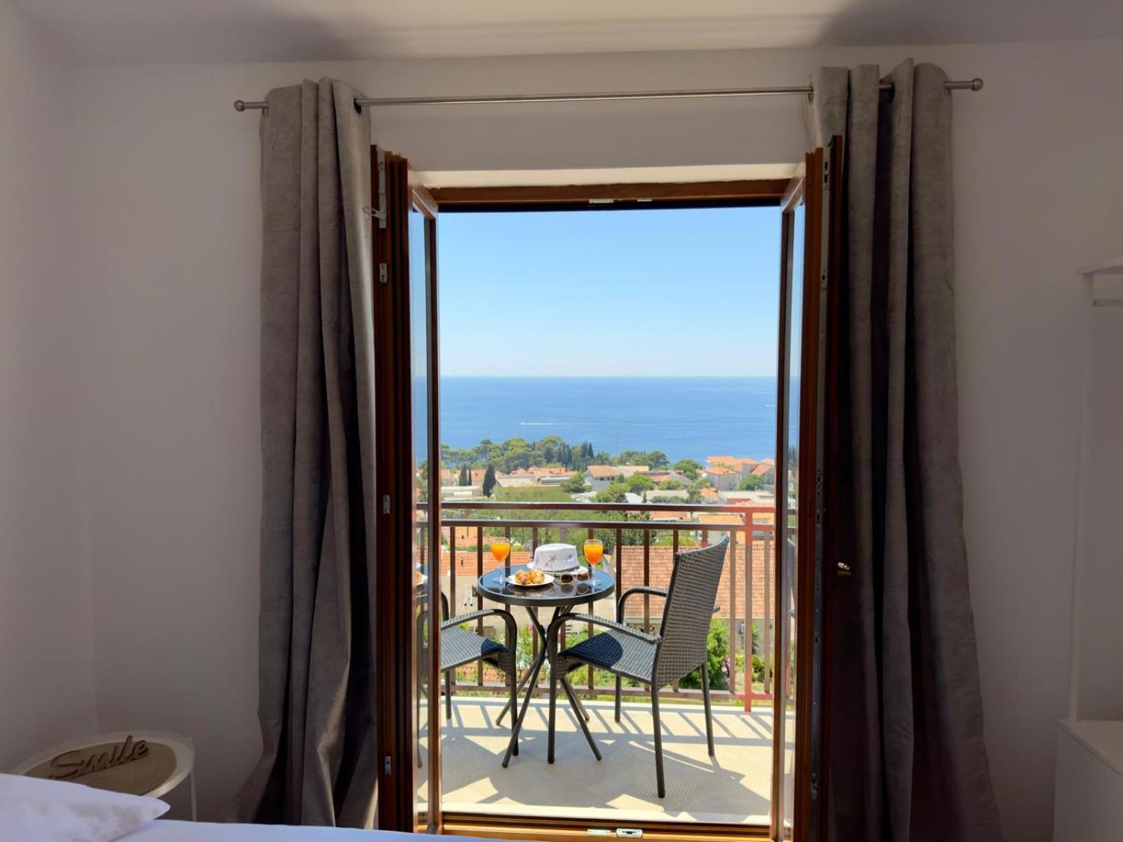 דוברובניק Accommodation Divanovic With Sea View מראה חיצוני תמונה